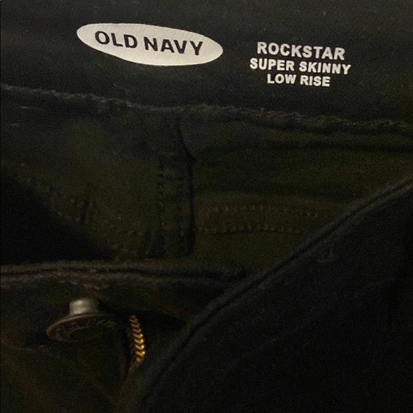 Old Navy Rockstar Super Skinny Black Jeans - Picture 3 of 4
